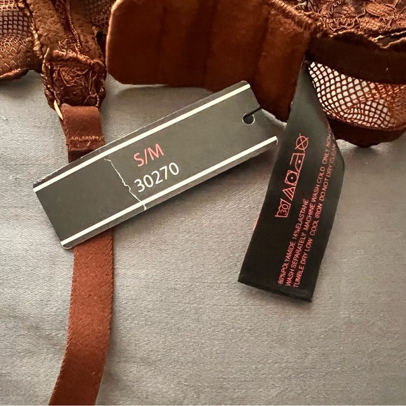 NWT Vera Garter Belt small/medium - Picture 5 of 10